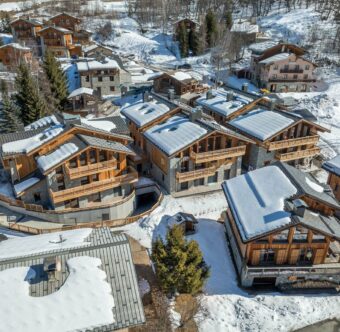 Résidence Chalets de prestige NAOS 1570 Skis aux pieds Les Bellevilles - EDIFIM