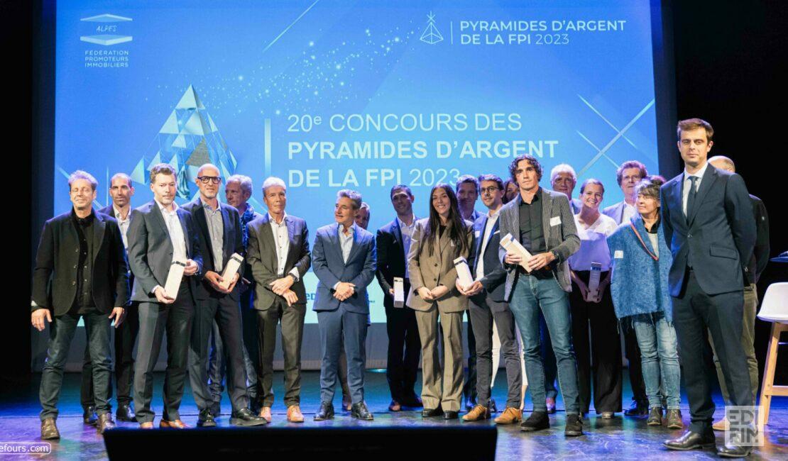 Photo de la remise du prix des pyramides d'argent 2023