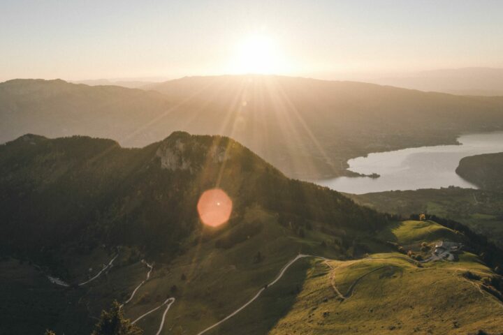 Annecy lac montagne